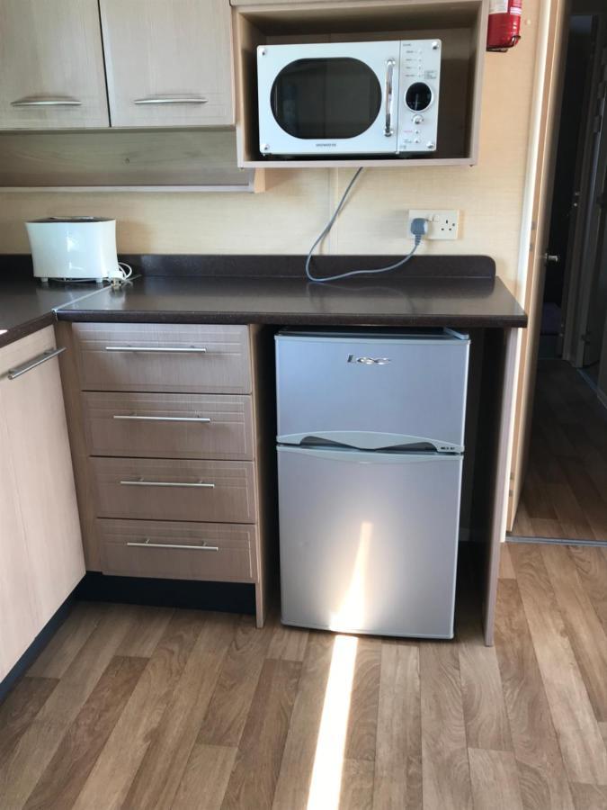 Pet Friendly Riverside Static Caravan チェダー エクステリア 写真