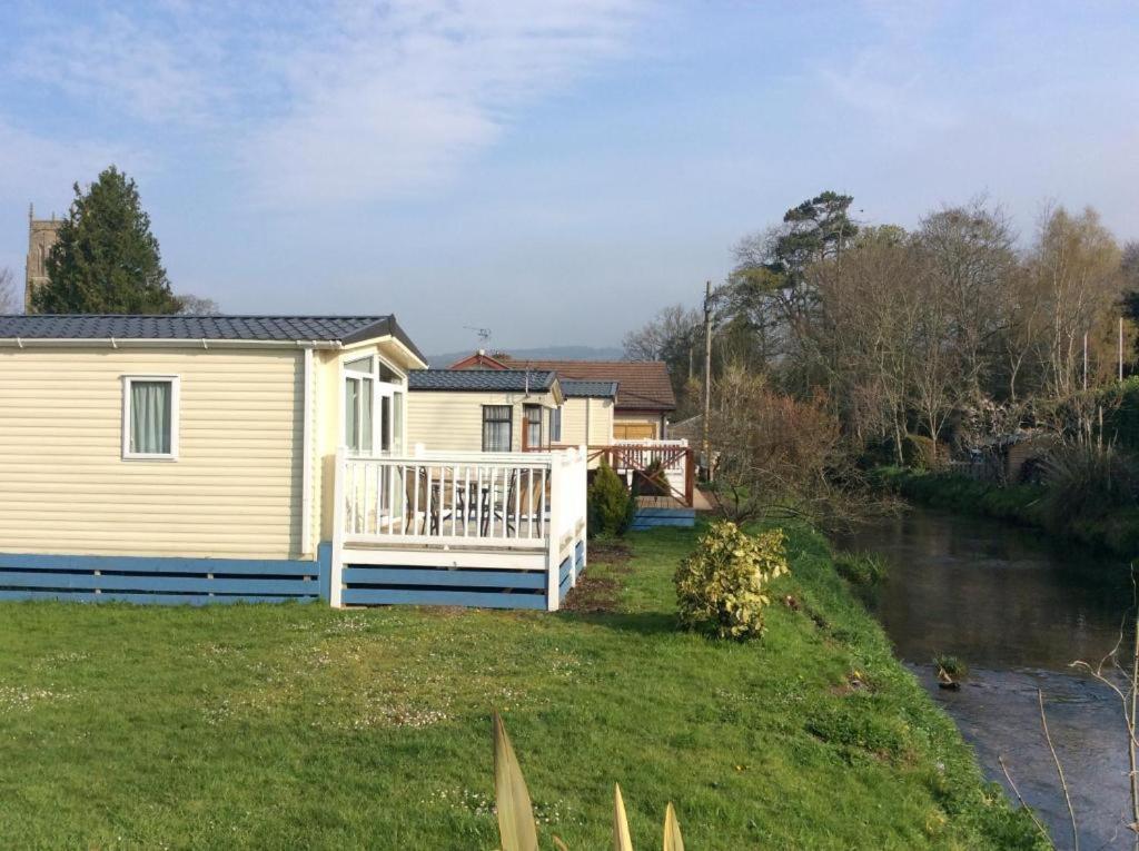 Pet Friendly Riverside Static Caravan チェダー エクステリア 写真